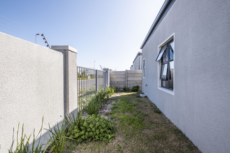 2 Bedroom Property for Sale in Burgundy Estate Western Cape